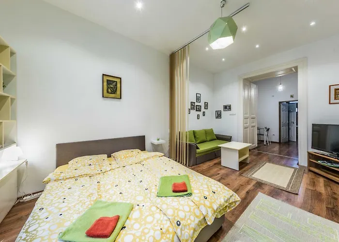 Green Thea Apartment / Free Parking