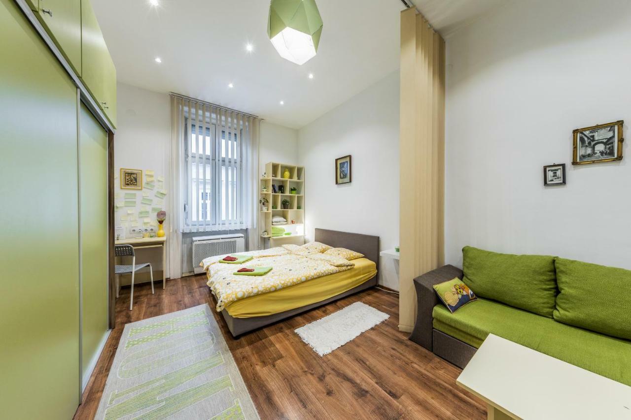 Appartement Thea / Free Parking Boedapest